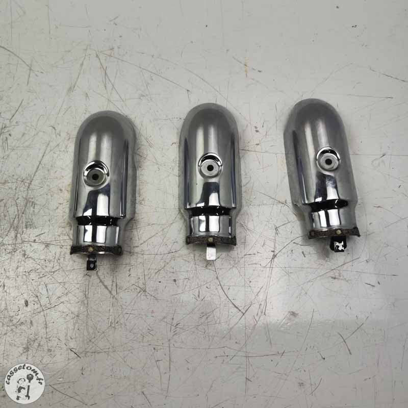Lot de caches pare chaleur collecteur  Triumph 2300 rocket III 2005