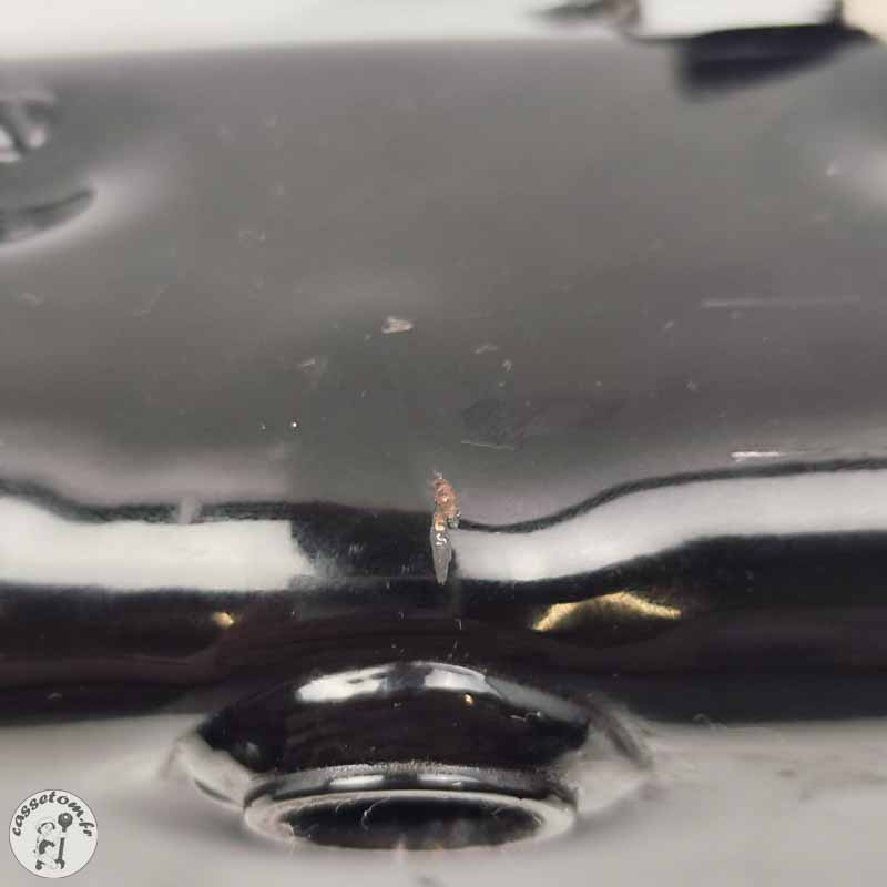 Réservoir d'huile  Triumph 2300 rocket III 2005