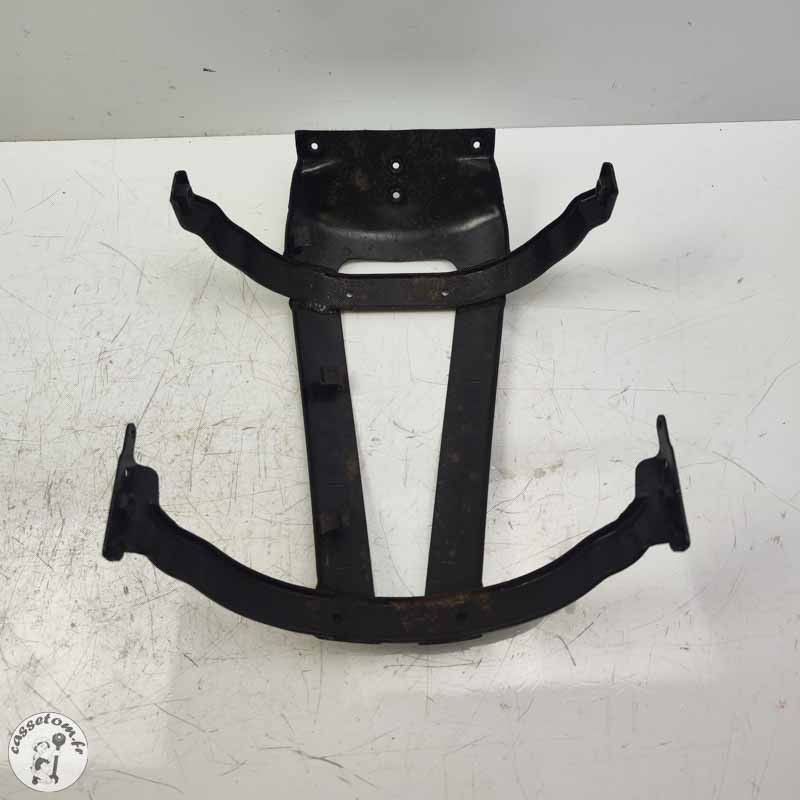 Support garde boue arrière  Triumph 2300 rocket III 2005