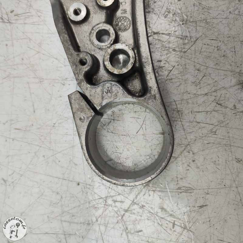 Té de fourche  supérieur  Triumph 2300 rocket III 2005