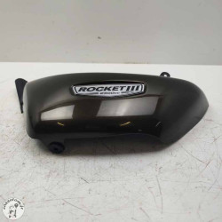 Cache sous selle gauche  Triumph 2300 rocket III 2005