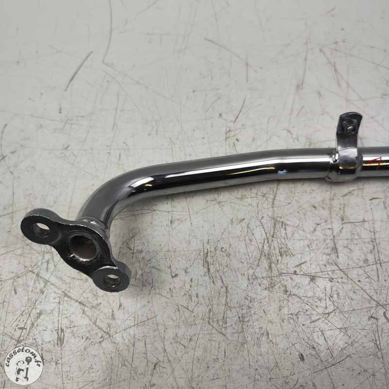 Barre de fixation commande au pieds gauche  Triumph 2300 rocket III 2005