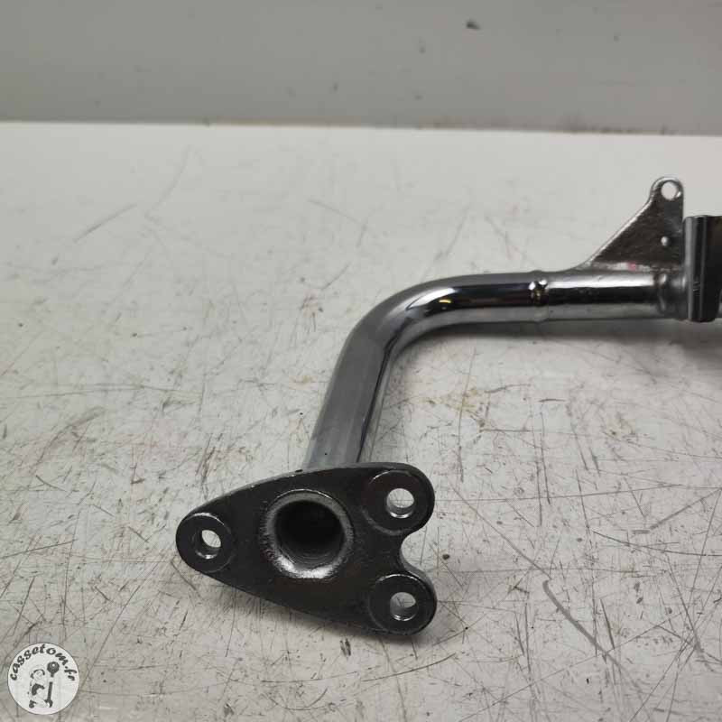 Barre de fixation commande au pieds droite  Triumph 2300 rocket III 2005