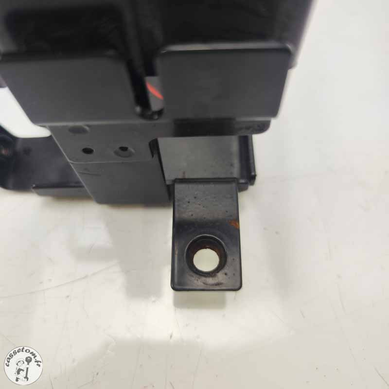 Support batterie  Triumph 2300 rocket III 2005