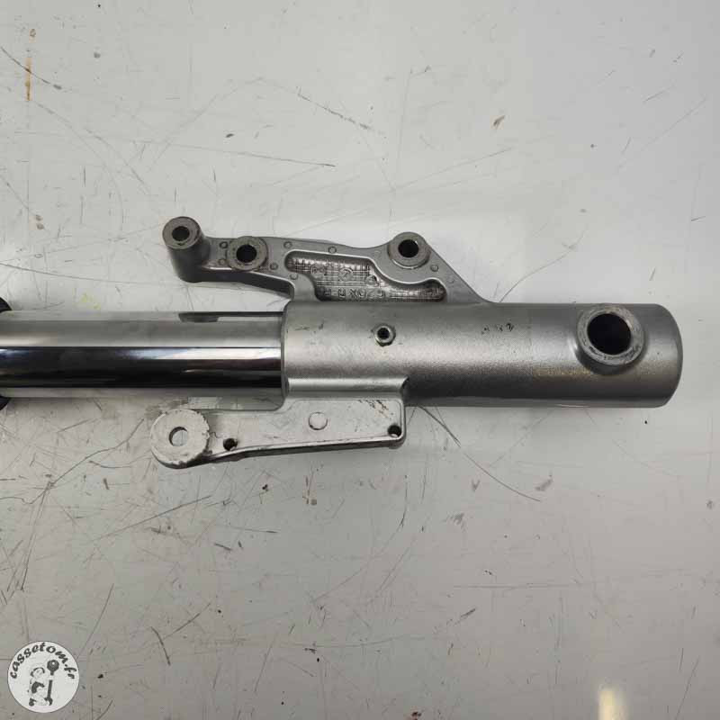 Bras de fourche gauche  Triumph 2300 rocket III 2005