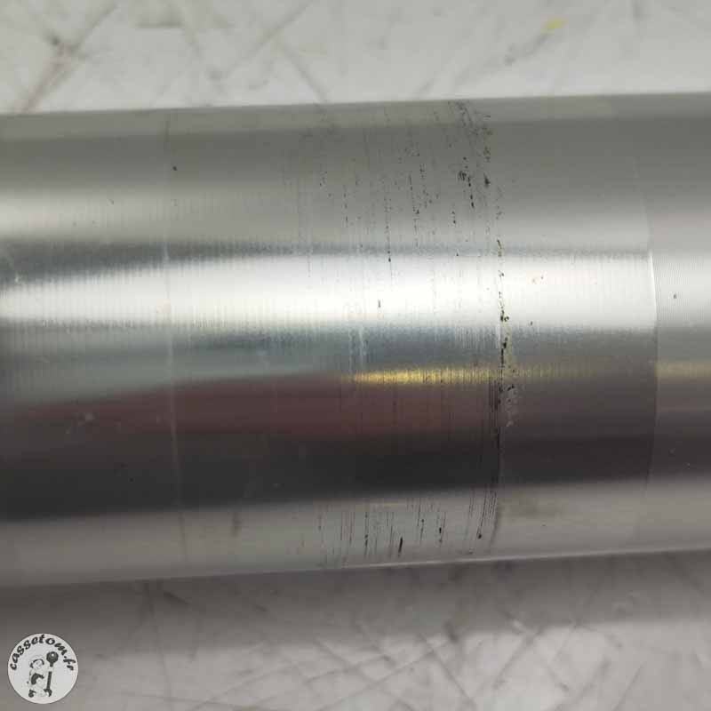 Bras de fourche droit  Triumph 2300 rocket III 2005