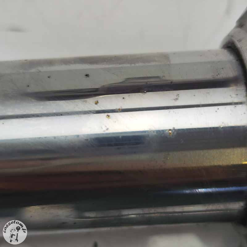 Bras de fourche droit  Triumph 2300 rocket III 2005