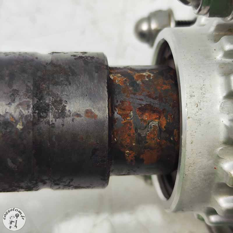 Pont arrière  Triumph 2300 rocket III 2005