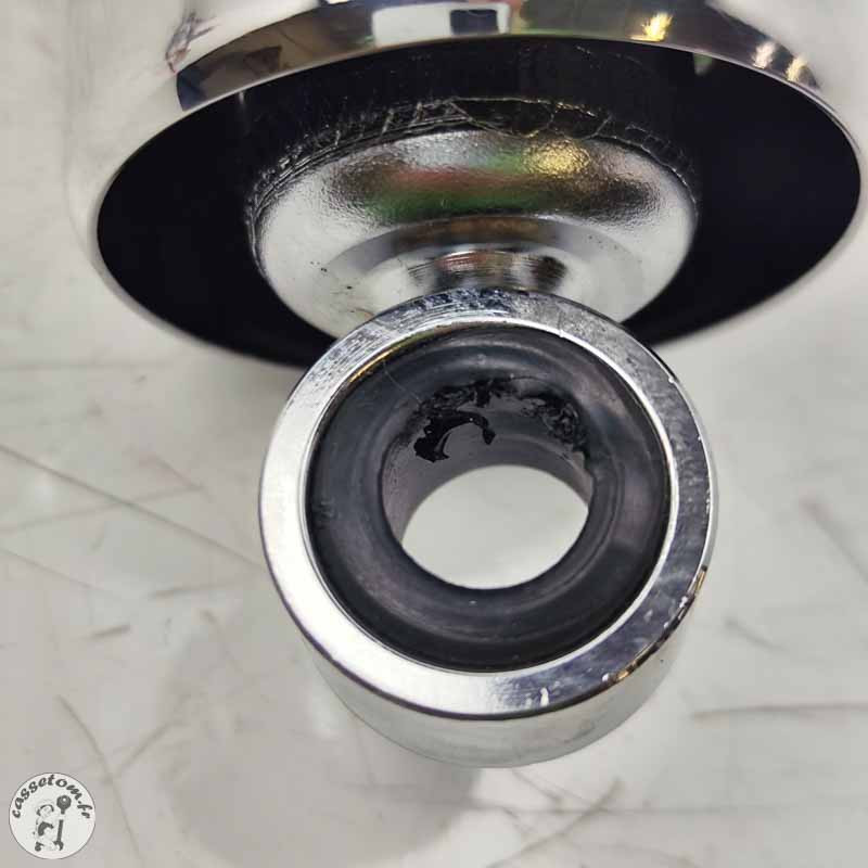 Amortisseurs arrière  Triumph 2300 rocket III 2005