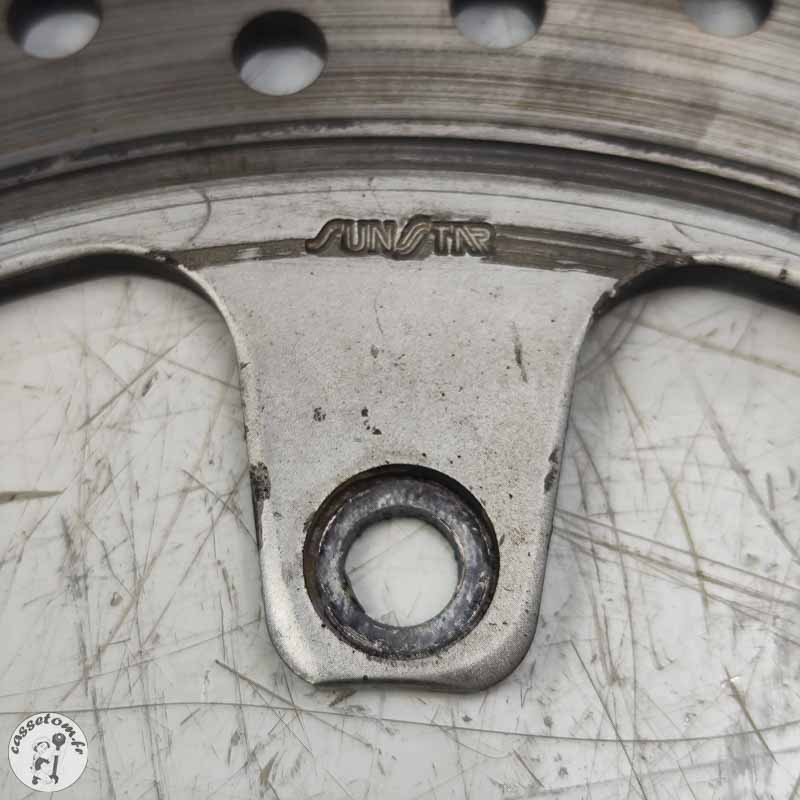 Disque de frein arrière  Triumph 2300 rocket III 2005