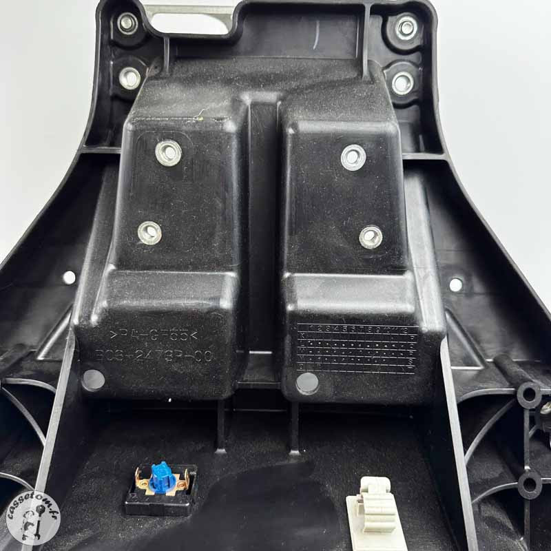 Coffre sous selle  Yamaha 560 T max 2020