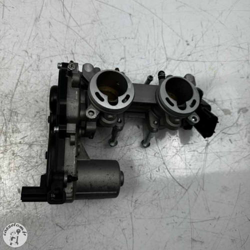 Rampe d'injection  Yamaha 560 T max 2020