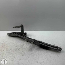 Demi boucle arrière gauche avec repose pied  Yamaha 560 T max 2020