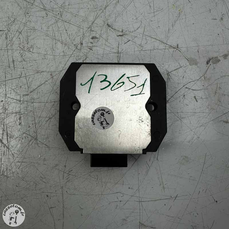 Régulateur de tension  Yamaha 560 T max 2020