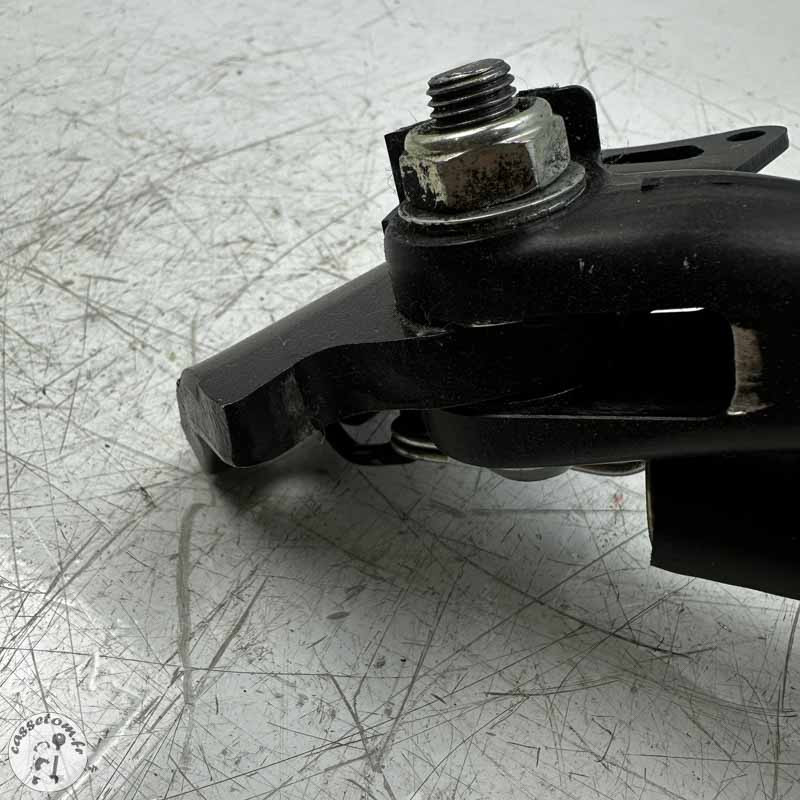 Béquille latérale  Yamaha 560 T max 2020