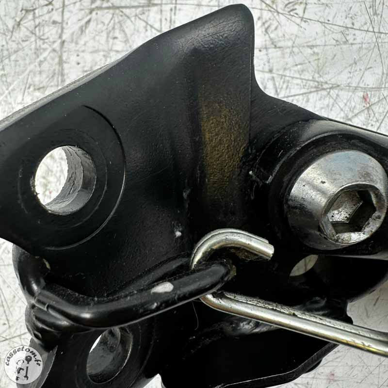 Béquille latérale  Yamaha 560 T max 2020