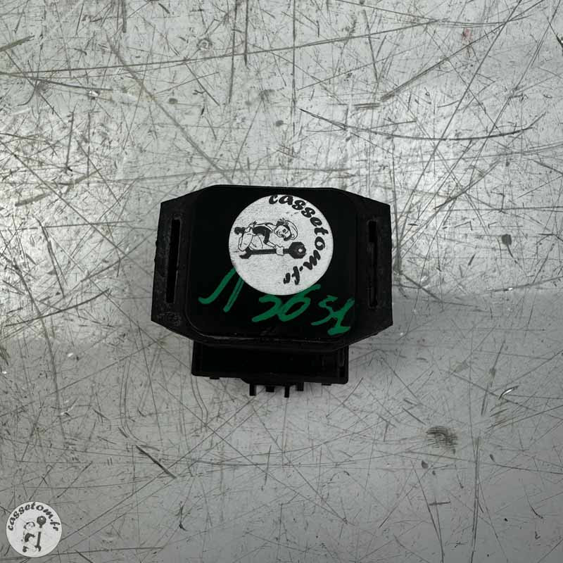 Relais démarreur  Yamaha 560 T max 2020