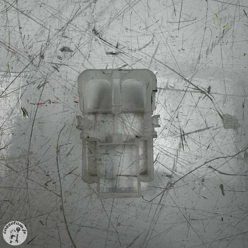 Relais démarreur  Yamaha 560 T max 2020