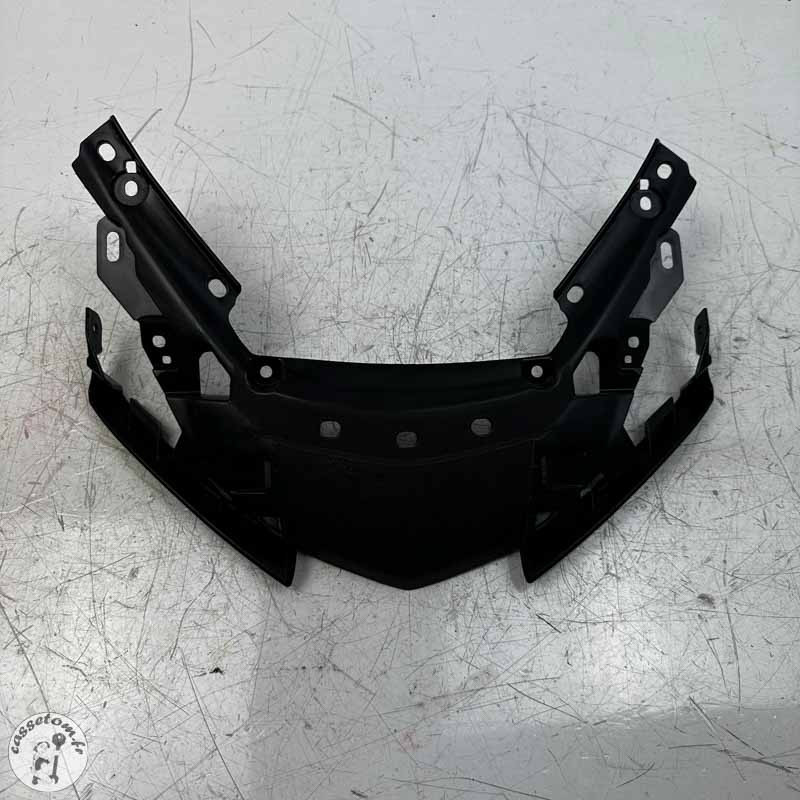 Sur cache feu arrière  Yamaha 560 T max 2020