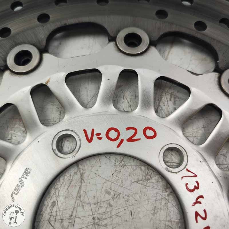 Disque de frein avant  Triumph 2300 rocket III 2005