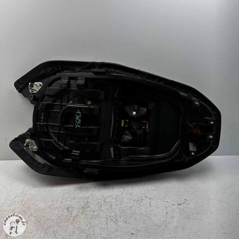 Selle  Yamaha 560 T max 2020