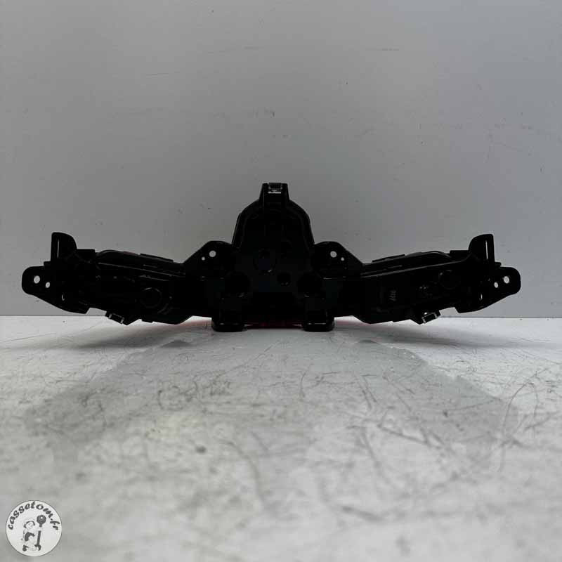 Feu arrière  Yamaha 560 T max 2020