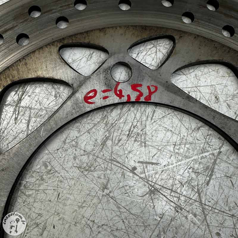 Disque de frein arrière  Yamaha 560 T max 2020