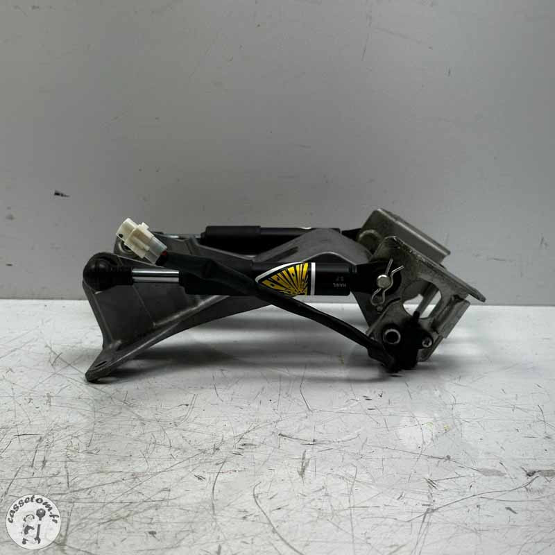 Mécanisme d'ouverture de selle  Yamaha 560 T max 2020