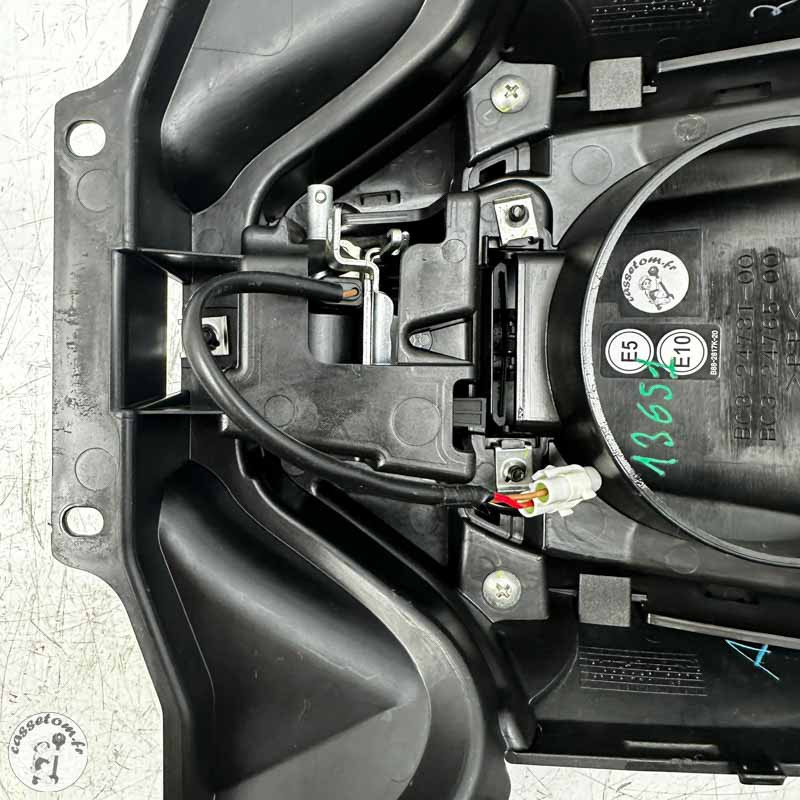 Trappe à essence Yamaha 560 T max 2020