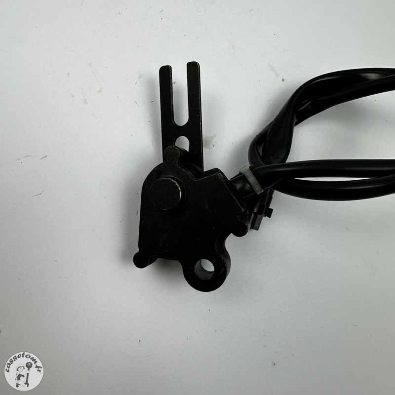 Contacteur de béquille  Kawasaki 650 versys 2023