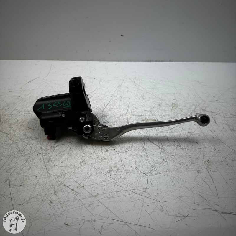 Maître cylindre de frein avant  Kawasaki 650 versys 2023