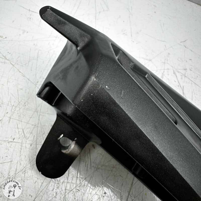 Poignée passager gauche  Kawasaki 650 versys 2023