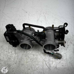 Rampe d'injection  Kawasaki 650 versys 2023