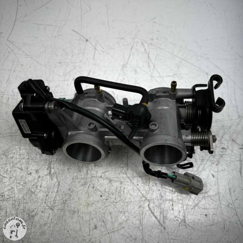 Rampe d'injection  Kawasaki 650 versys 2023