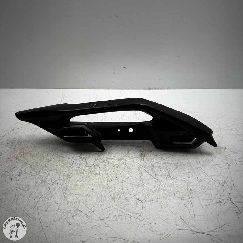 Poignée passager droite Kawasaki 650 versys 2023