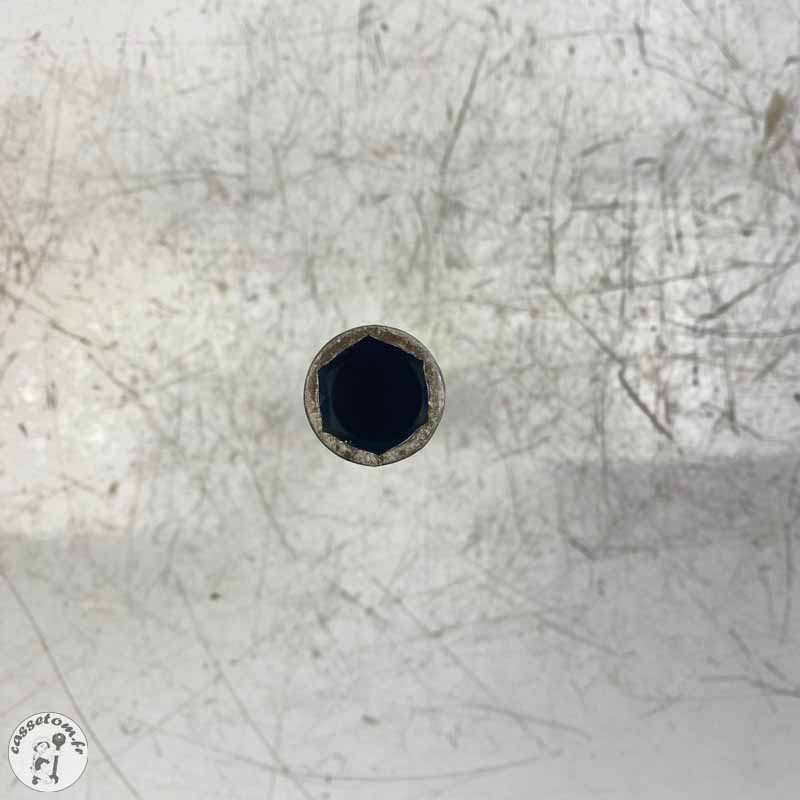 Axe de roue avant  Yamaha 450 yz 2011