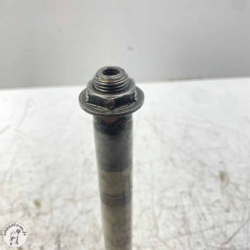 Axe de roue avant  Yamaha 450 yz 2011