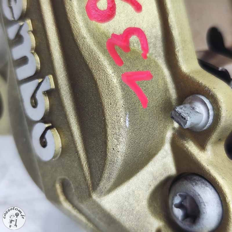 Etrier de frein avant gauche  Benelli 899 TNT  2008