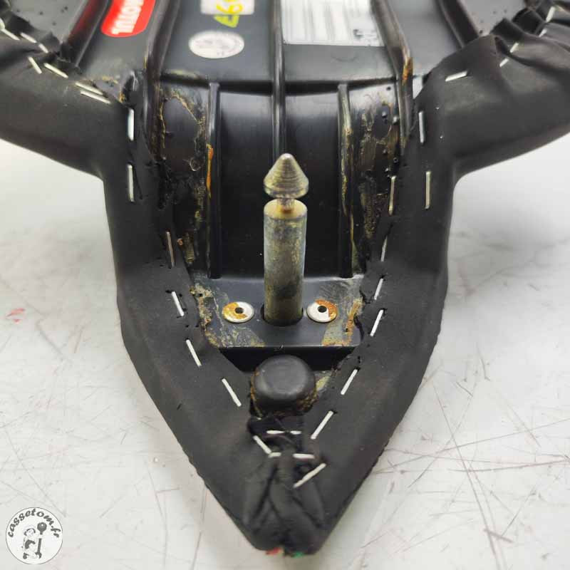 Selle pilote  Benelli 899 TNT  2008