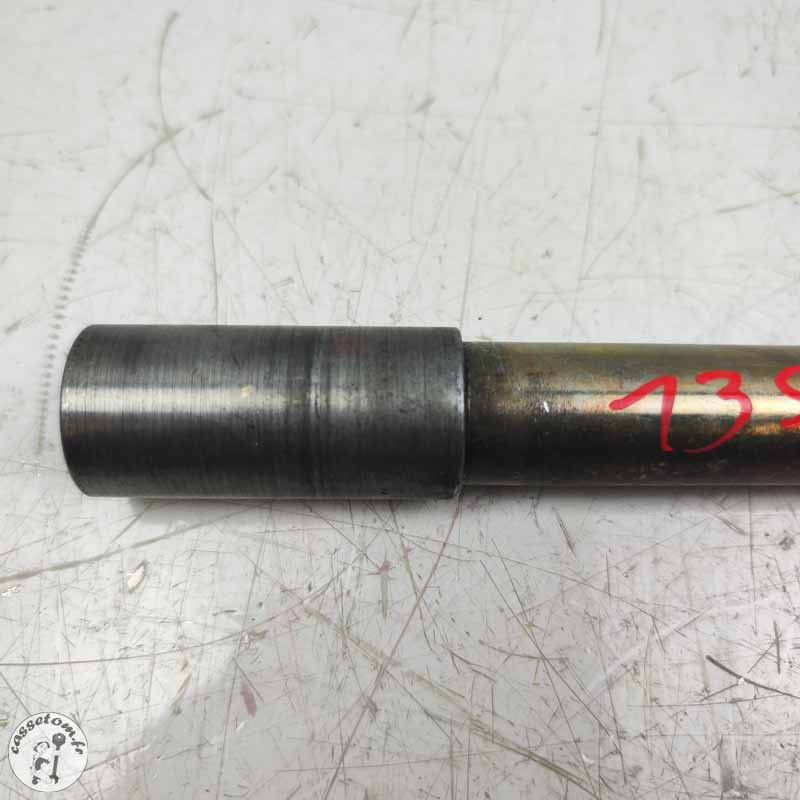 Axe de roue avant  Benelli 899 TNT  2008