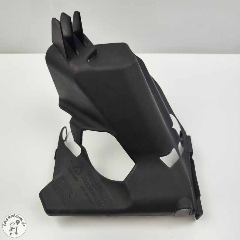 Ecope droite de radiateur  Benelli 899 TNT  2008