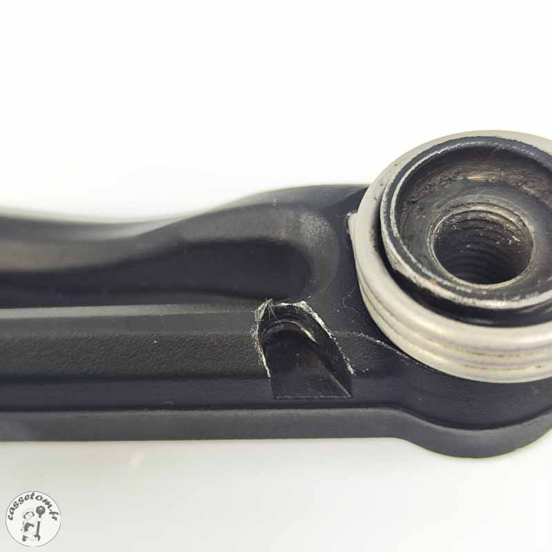 Platine avant droite  Benelli 899 TNT  2008