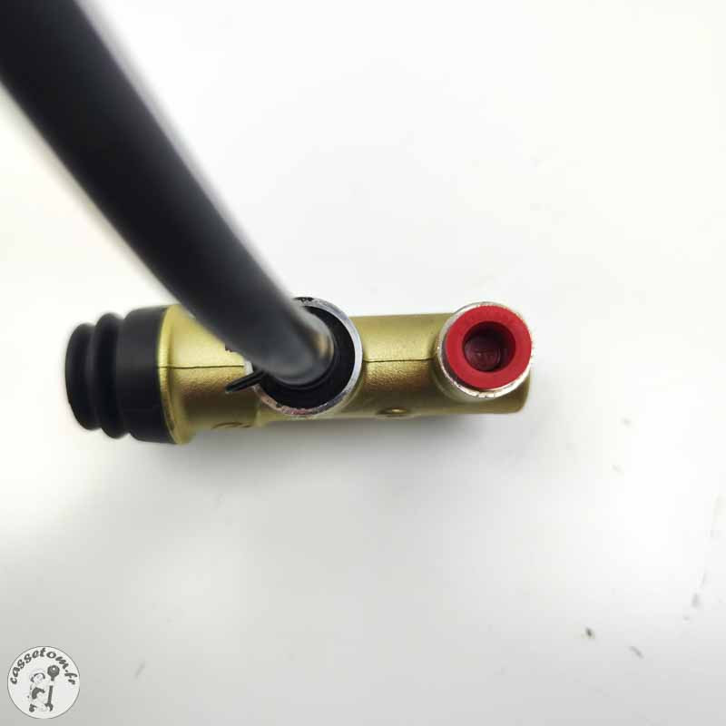 Maitre cylindre de frein arrière  Benelli 899 TNT  2008