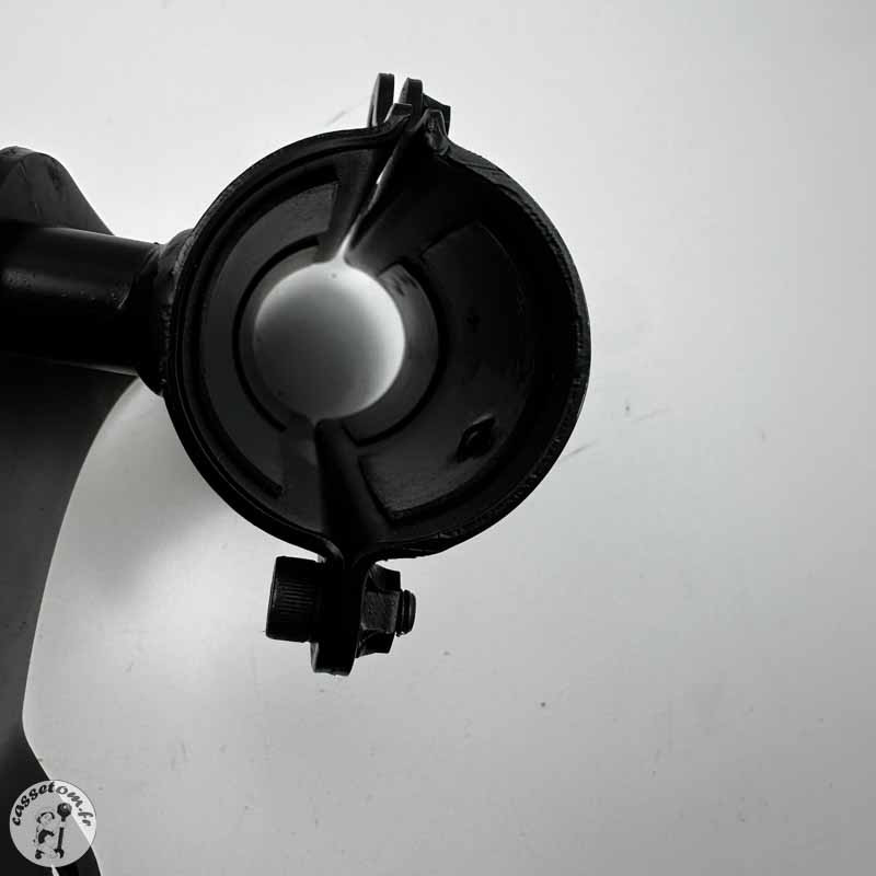 Support bulle droit Kawasaki 650 vulcan s  2022