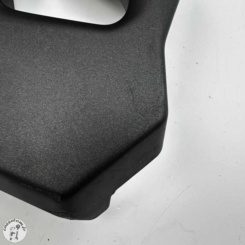 Cache moteur avant gauche  Kawasaki 650 vulcan s  2022