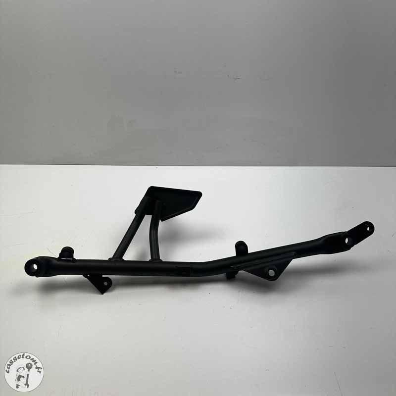 Platine + repose pied arrière gauche  Kawasaki 650 vulcan s  2022