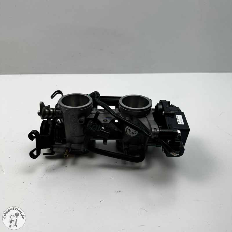 Rampe d'injection  Kawasaki 650 vulcan s  2022