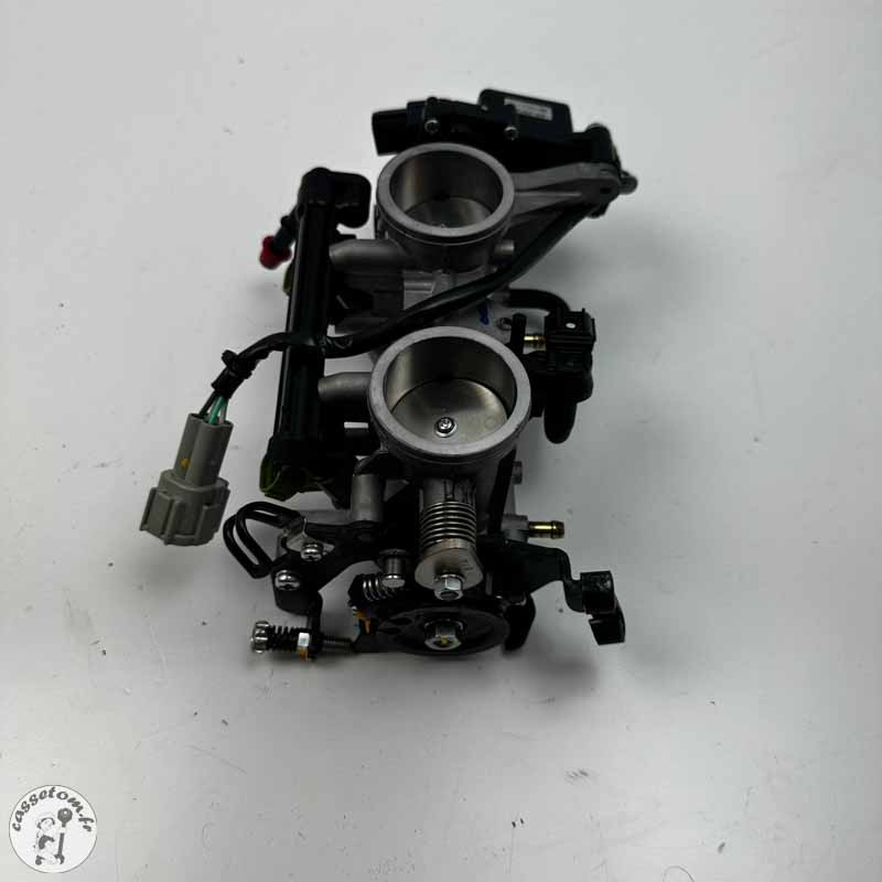 Rampe d'injection  Kawasaki 650 vulcan s  2022