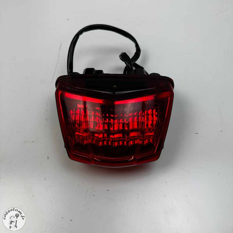 Feu arrière  Kawasaki 650 vulcan s  2022