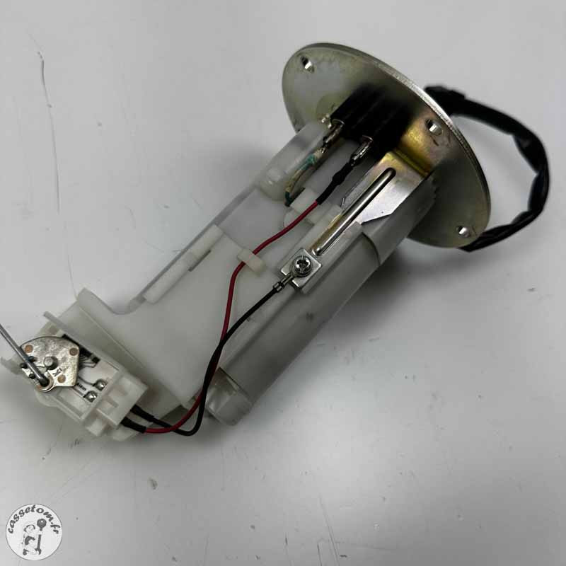 Pompe à essence  Kawasaki 650 vulcan s  2022